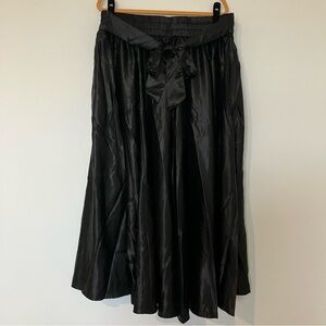 NWT Cato Black Satin Skirt with Tie 22/24